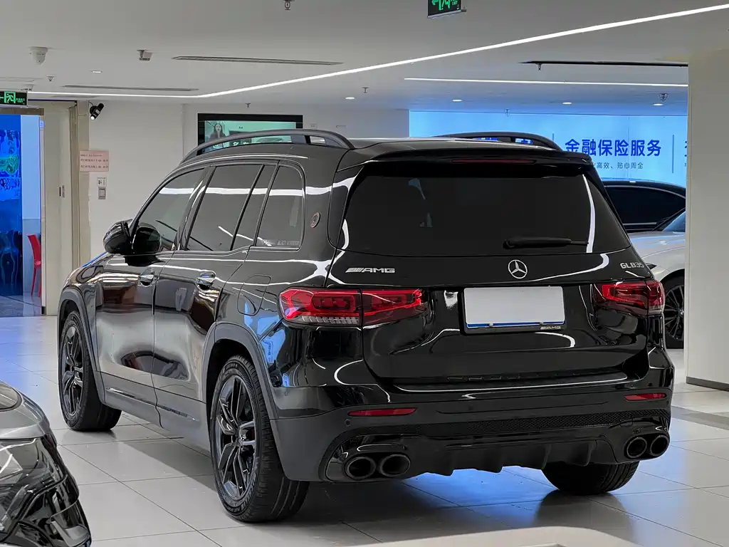 MERCEDES-BENZ GLB AMG