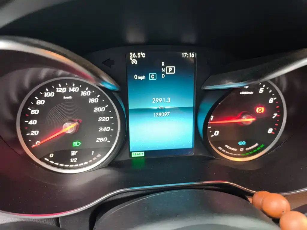 Mercedes-Benz C-Class — миниатюра 8