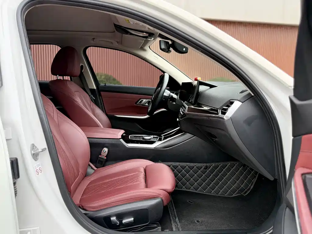 BMW i3 — миниатюра 9