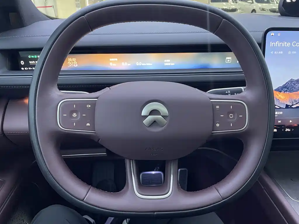 NIO ES8 — миниатюра 12