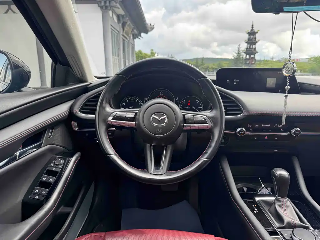 Mazda 3 Axela — миниатюра 16