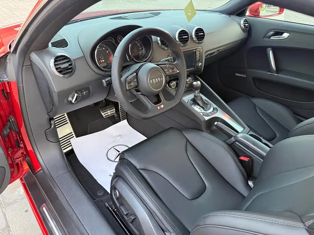 Audi TT — миниатюра 9