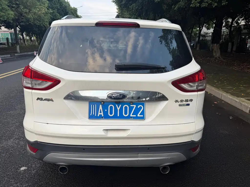 Ford Kuga — миниатюра 5