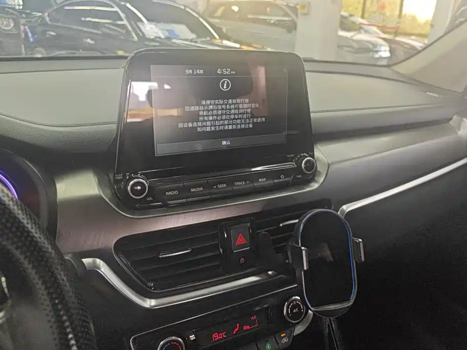 Kia Sportage — миниатюра 13