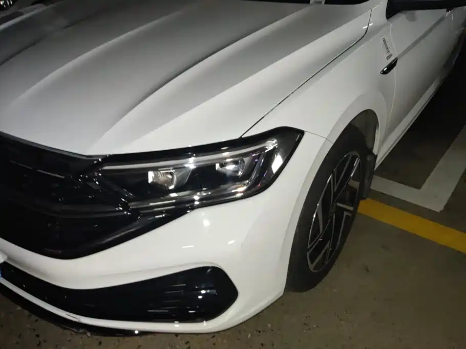 Volkswagen Sagitar — миниатюра 5