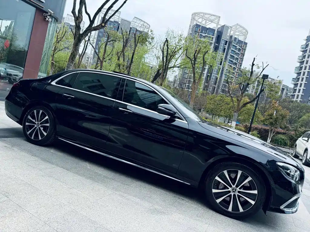 Mercedes-Benz E-Class New Energy — миниатюра 2