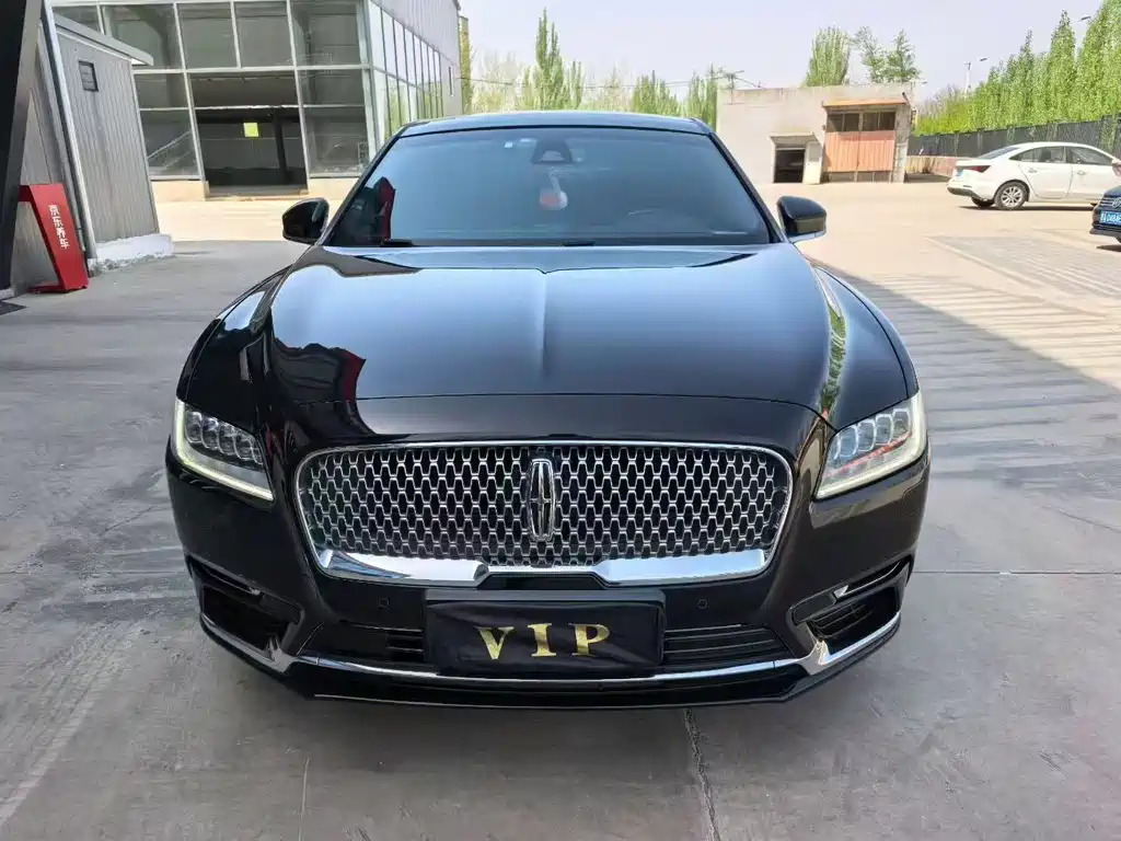 Lincoln Continental — миниатюра 2
