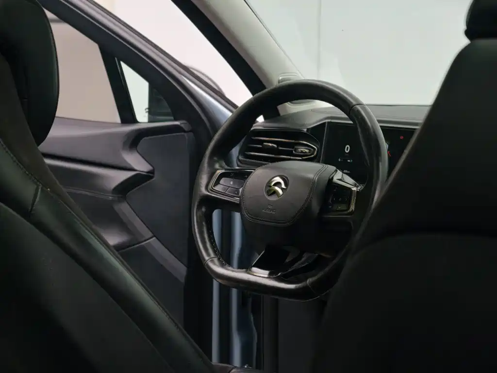 NIO ES6 — миниатюра 11