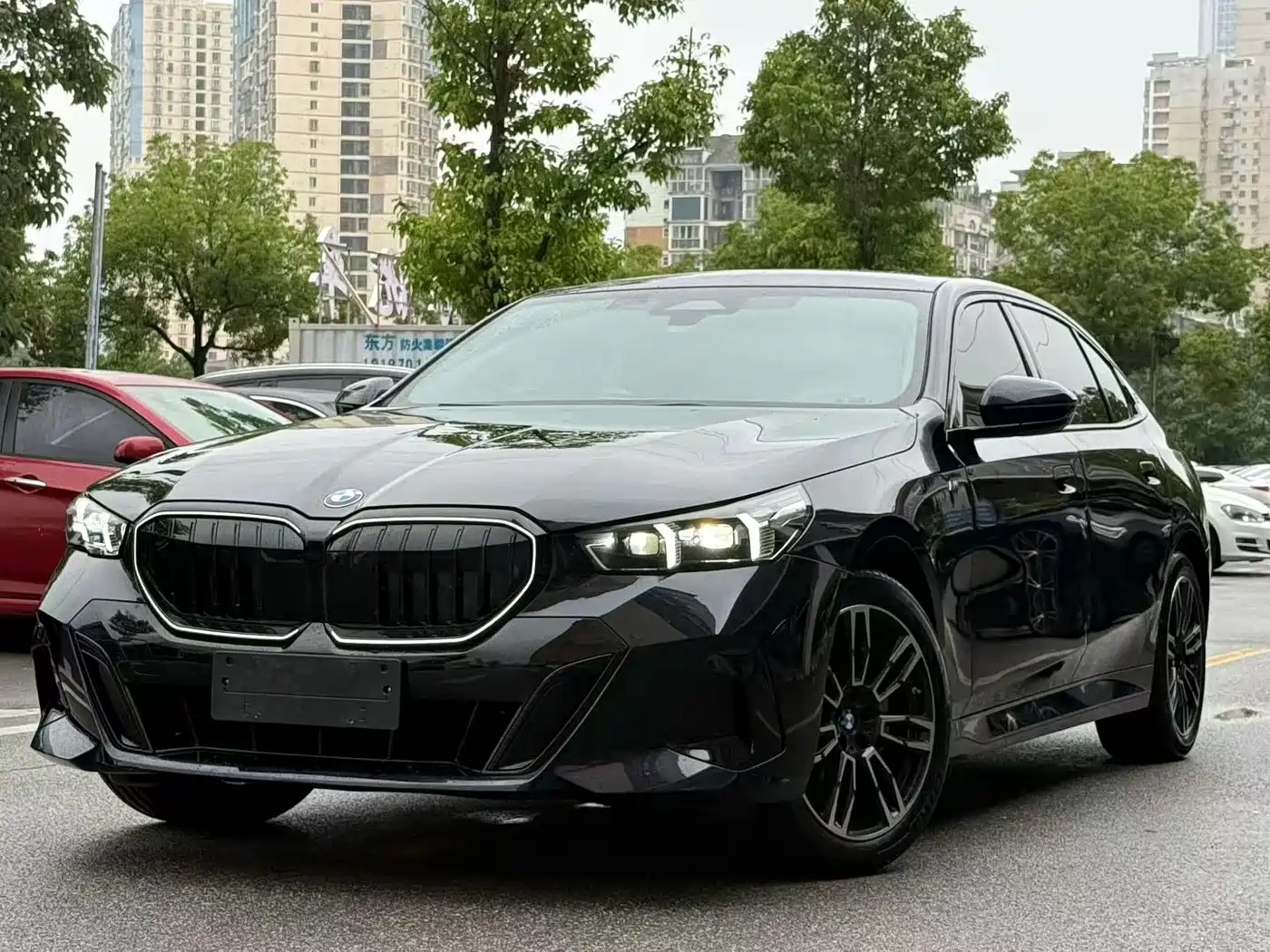 宝马5系 2025款 530Li 领先型 M运动套装 2025