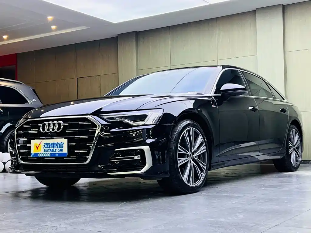 奥迪A6L 2025款 改款 45 TFSI quattro 臻选动感型 2025