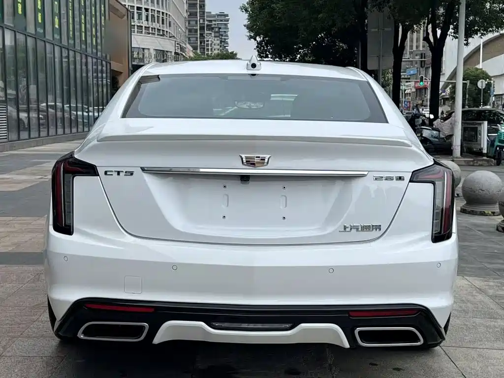 Cadillac CT5 — миниатюра 12