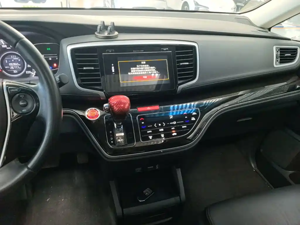 Honda Odyssey — миниатюра 13