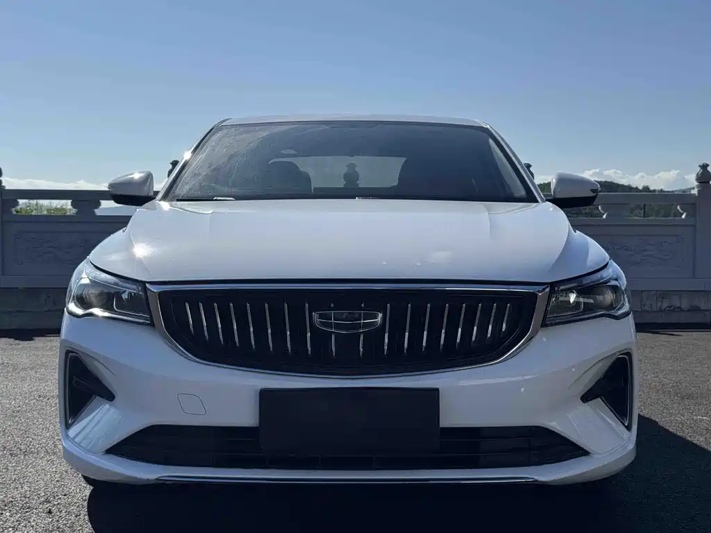 Geely Emgrand — миниатюра 2