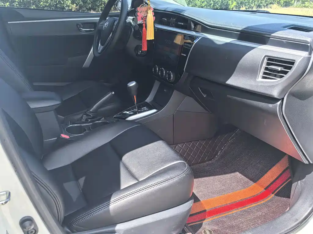 Toyota Corolla — миниатюра 5