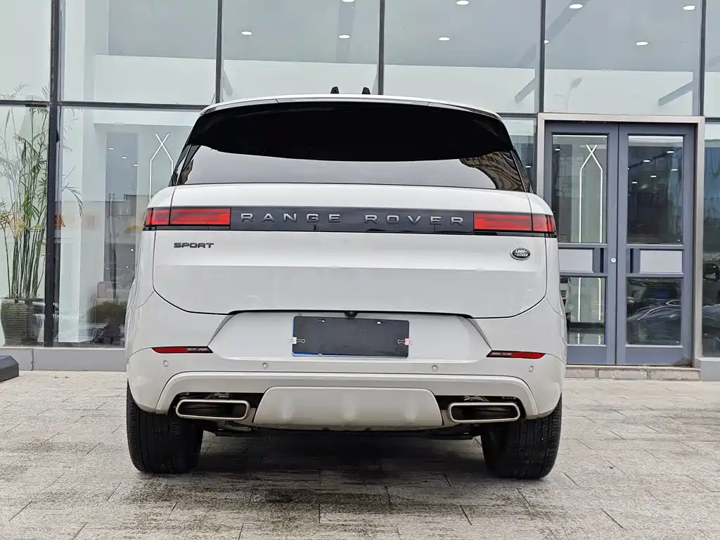 Land Rover Range Rover Sport 2023 400PS Dynamic SE