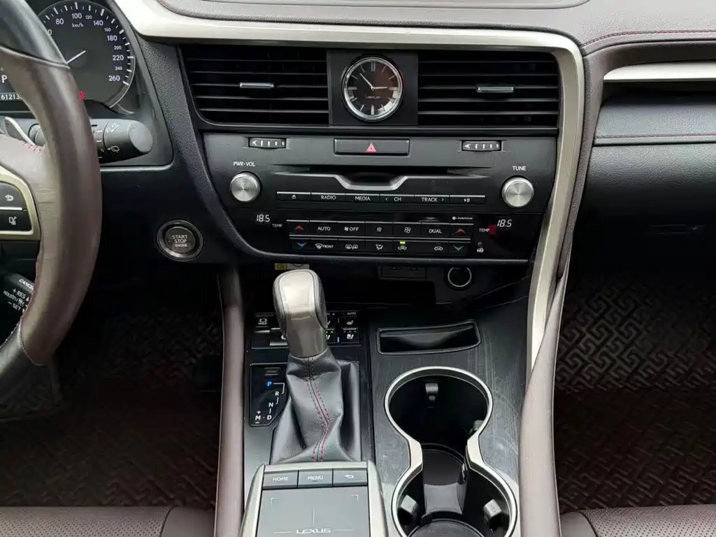 Lexus RX — миниатюра 13