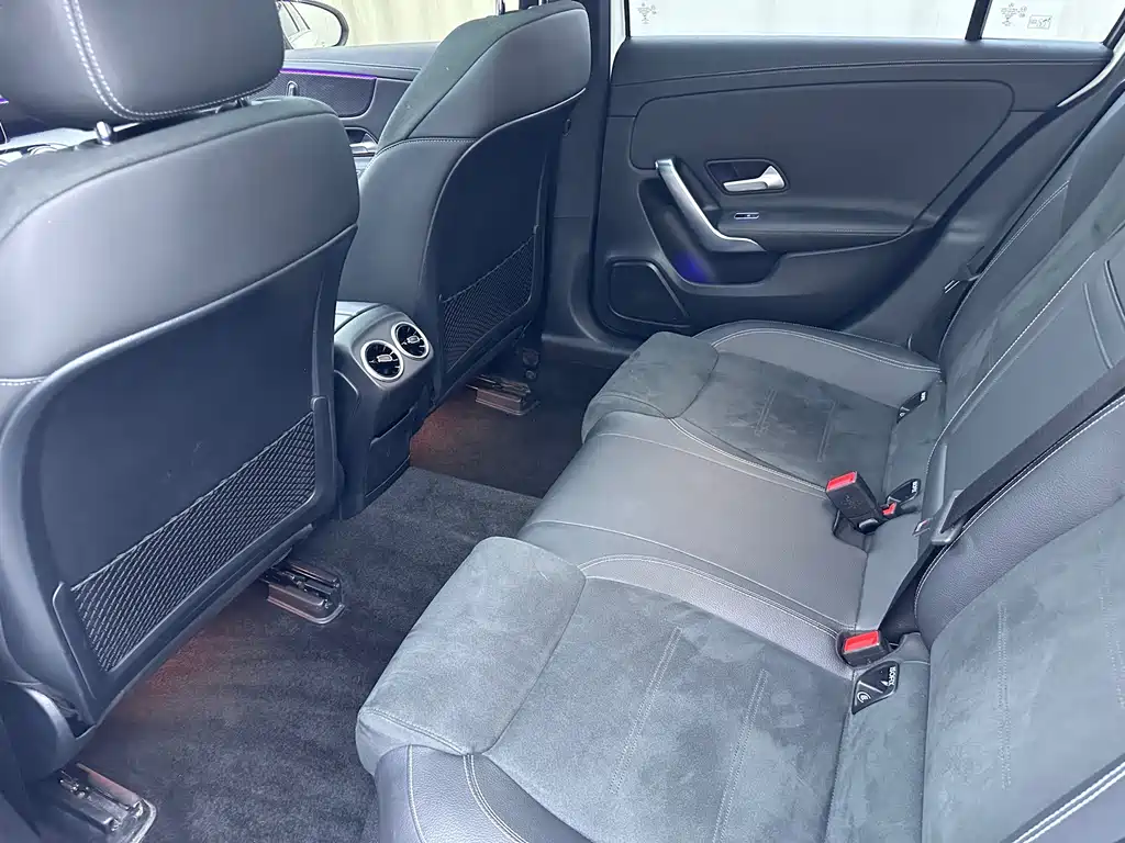 Mercedes-Benz A-Class — миниатюра 13
