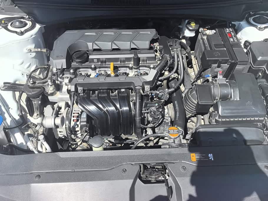Hyundai Elantra 1.5 л 2024 г. Белый, пробег 17300 км