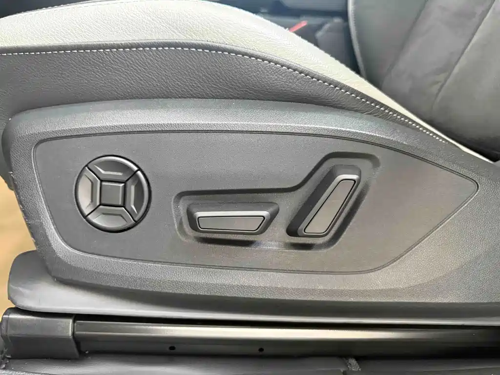 Audi Q3 — миниатюра 16