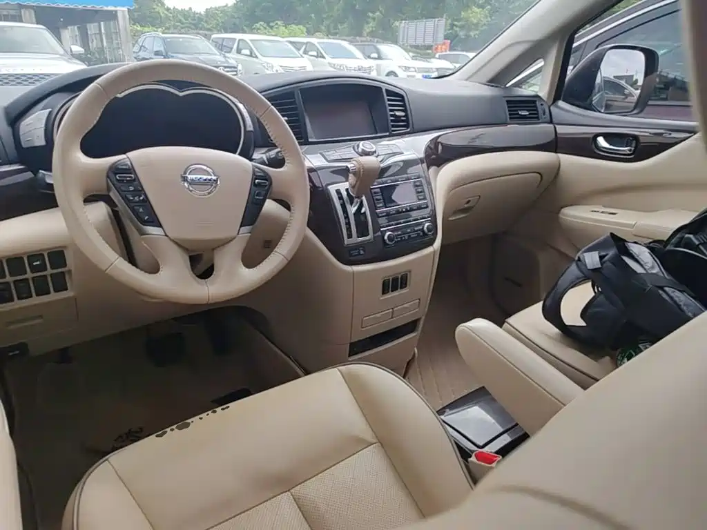 Nissan Quest — миниатюра 10