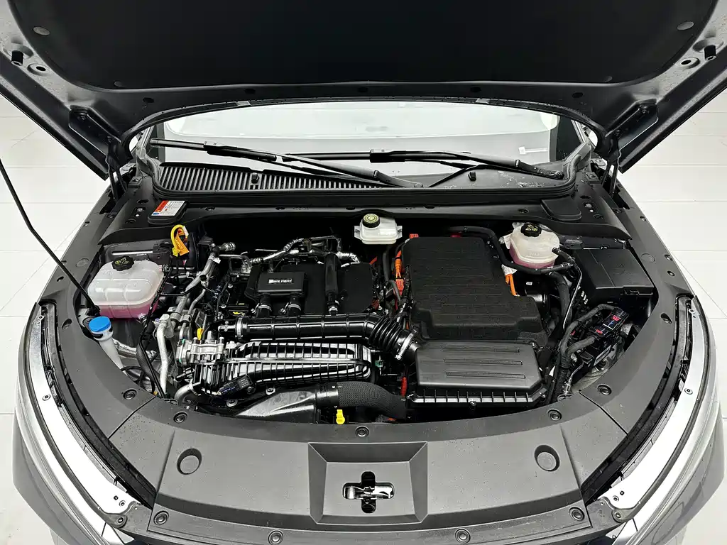 BYD Qin L — миниатюра 17