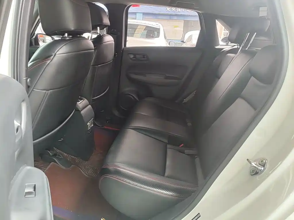 Honda Fit — миниатюра 17