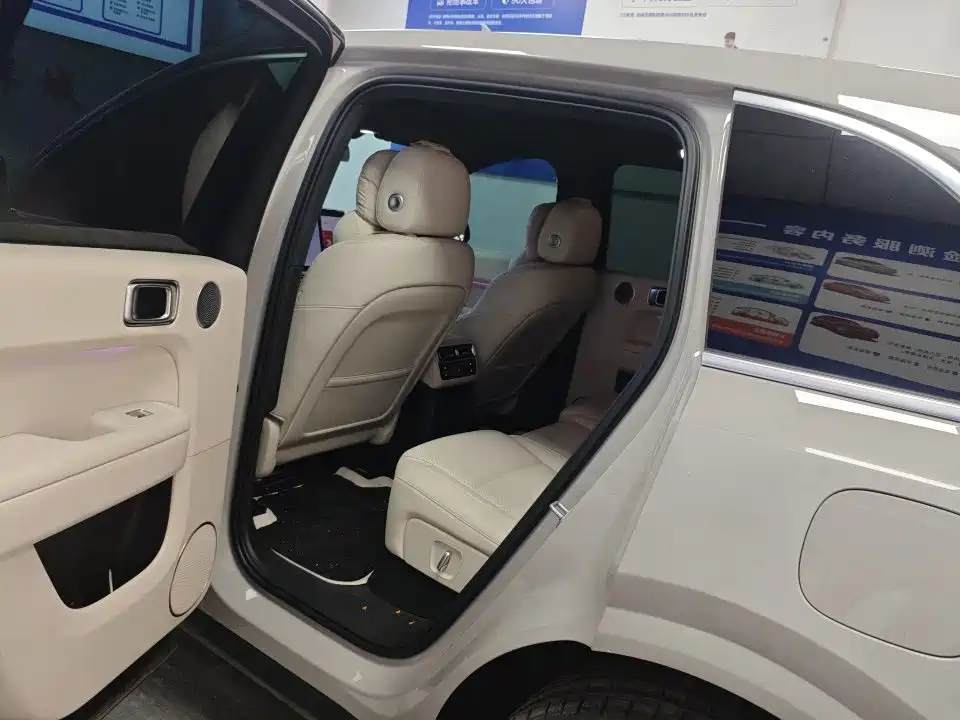 Li Auto Li L6 — миниатюра 4