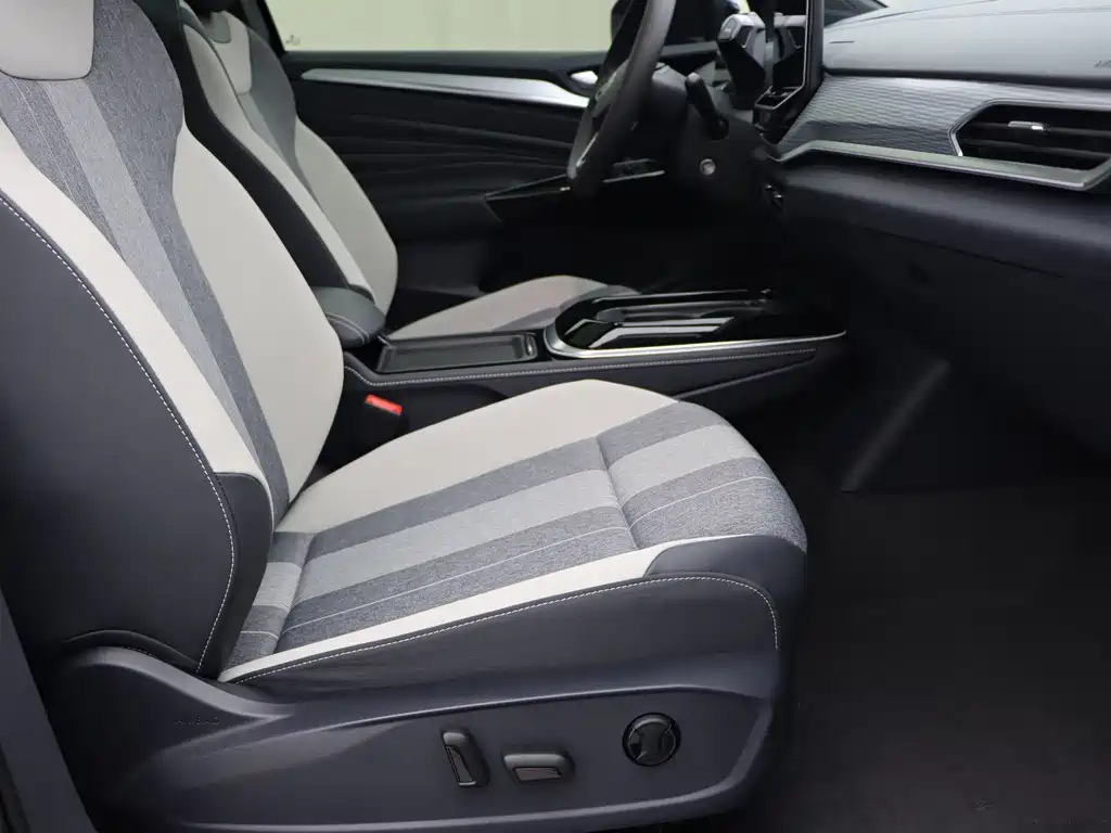 Volkswagen ID.4 Crozz — миниатюра 8
