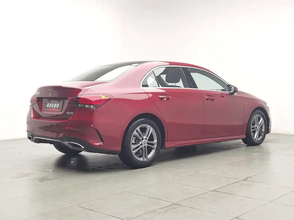 Mercedes-Benz A-Class — миниатюра 2