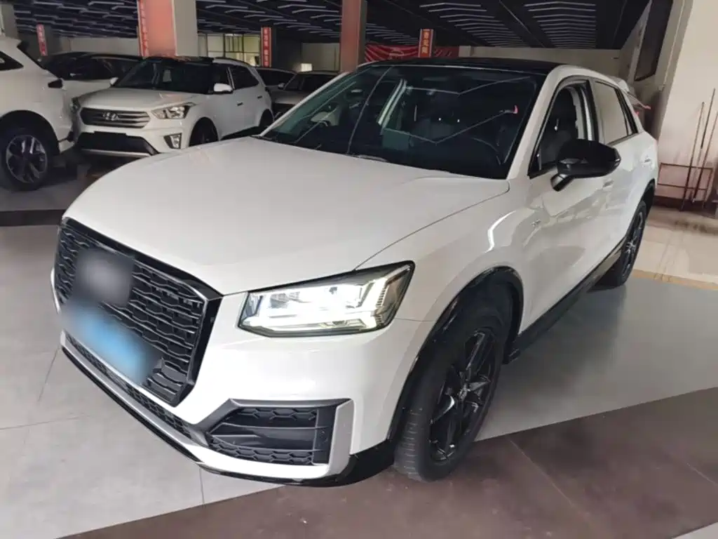 Audi Q2L — миниатюра 2