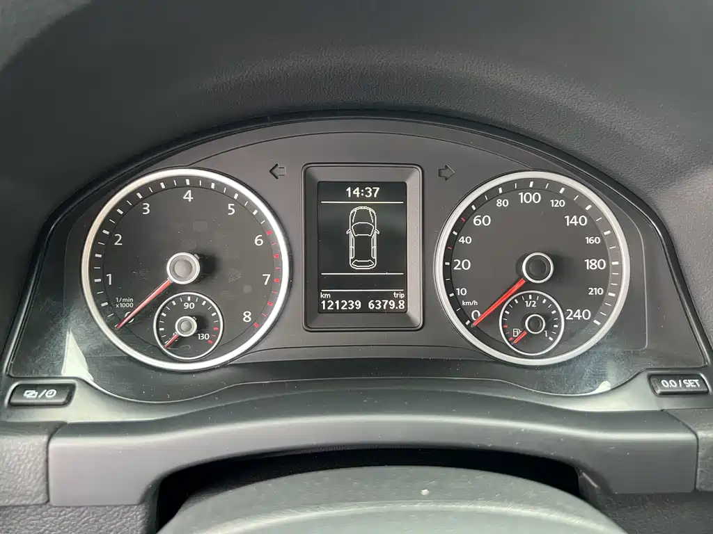 Volkswagen Tiguan — миниатюра 21