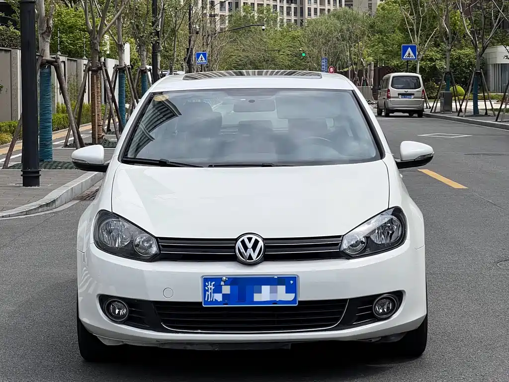 Volkswagen Golf — миниатюра 2