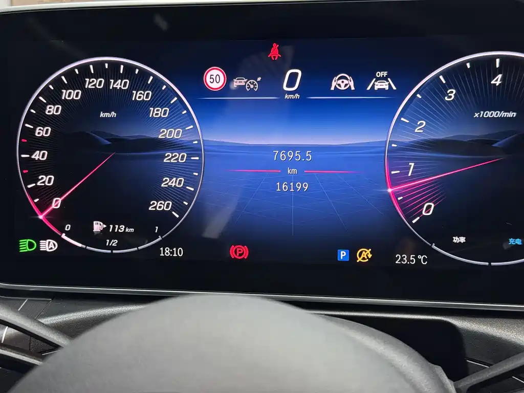 Mercedes-Benz C-Class — миниатюра 11