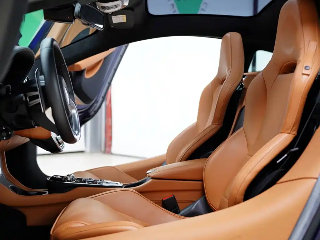 McLaren GT — миниатюра 27