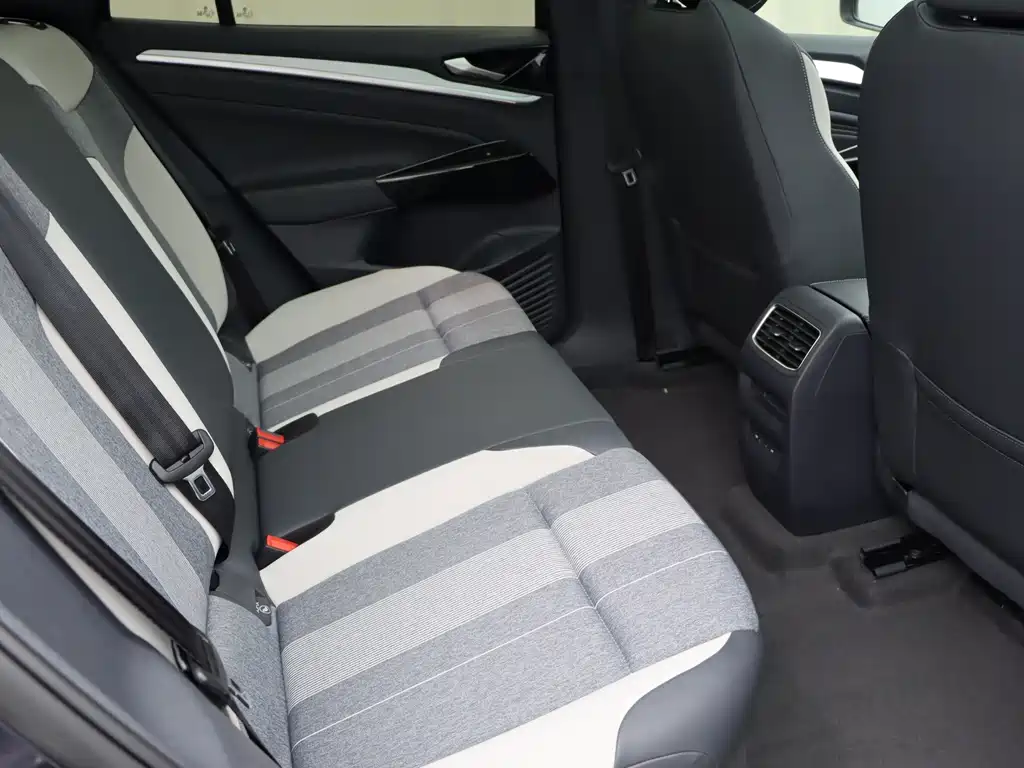 Volkswagen ID.4 Crozz — миниатюра 12