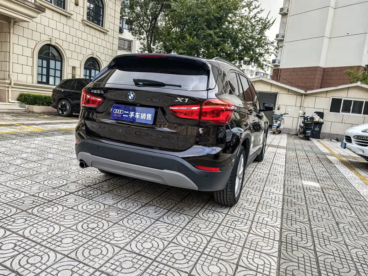 BMW X1