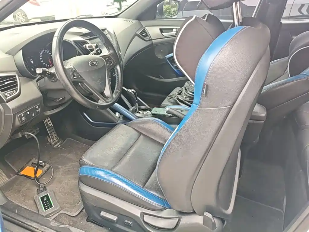 Hyundai Veloster — миниатюра 15