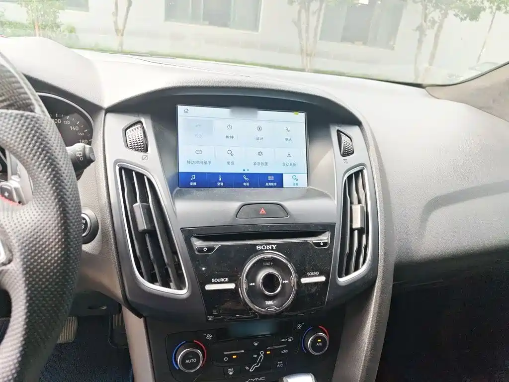 Ford Focus — миниатюра 6