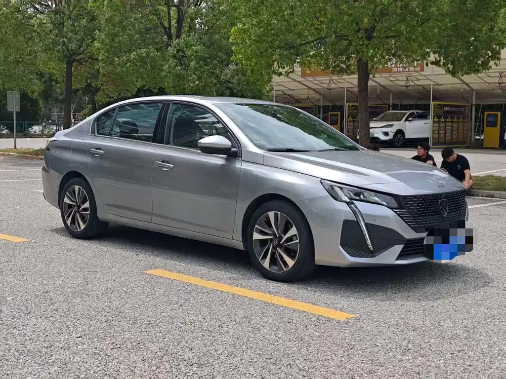 Peugeot 408 — миниатюра 3