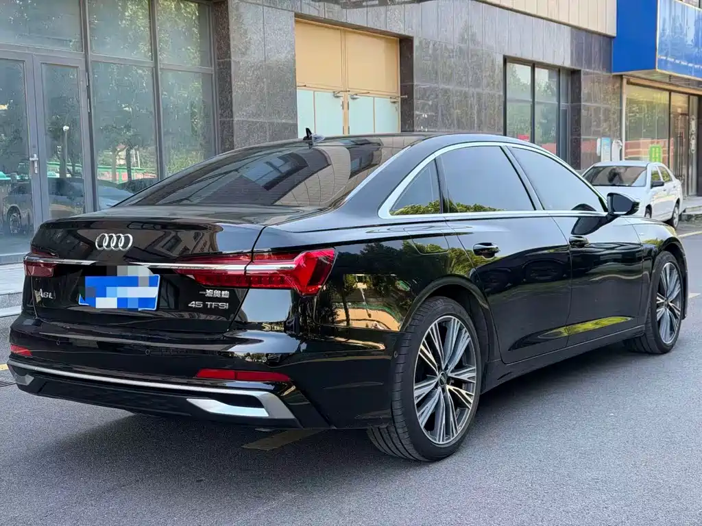 Audi A6L — миниатюра 4