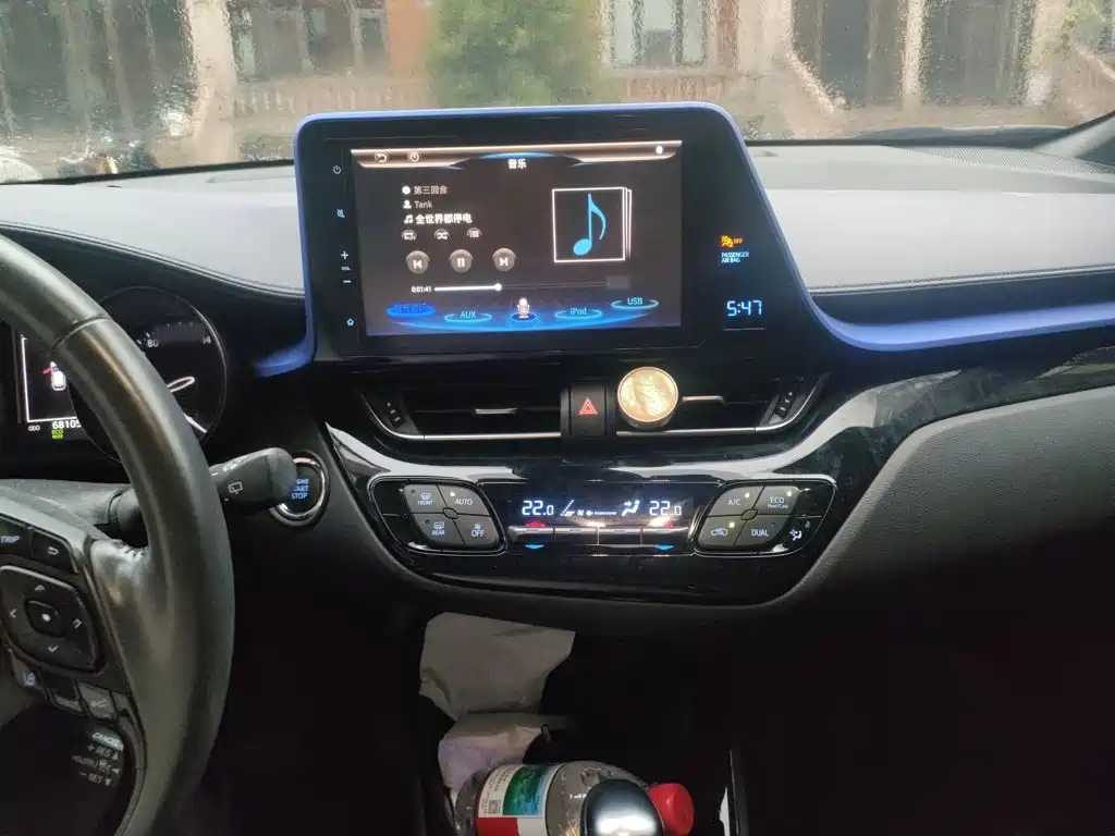 Toyota C-HR — миниатюра 6