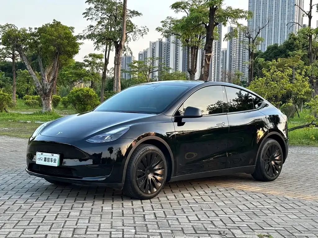 Tesla Model Y 2022 Facelift RWD Drive Dynamic Edition