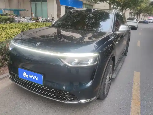 AITO ASK THE WORLD M8 2025