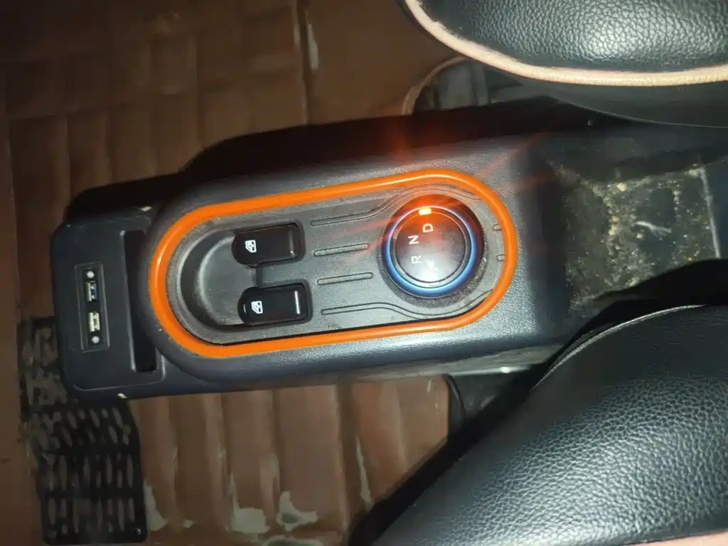 Wuling MINIEV — миниатюра 7