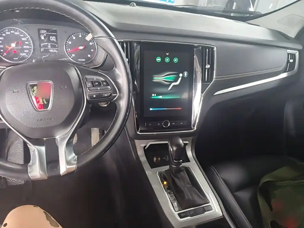 Roewe RX5 — миниатюра 10