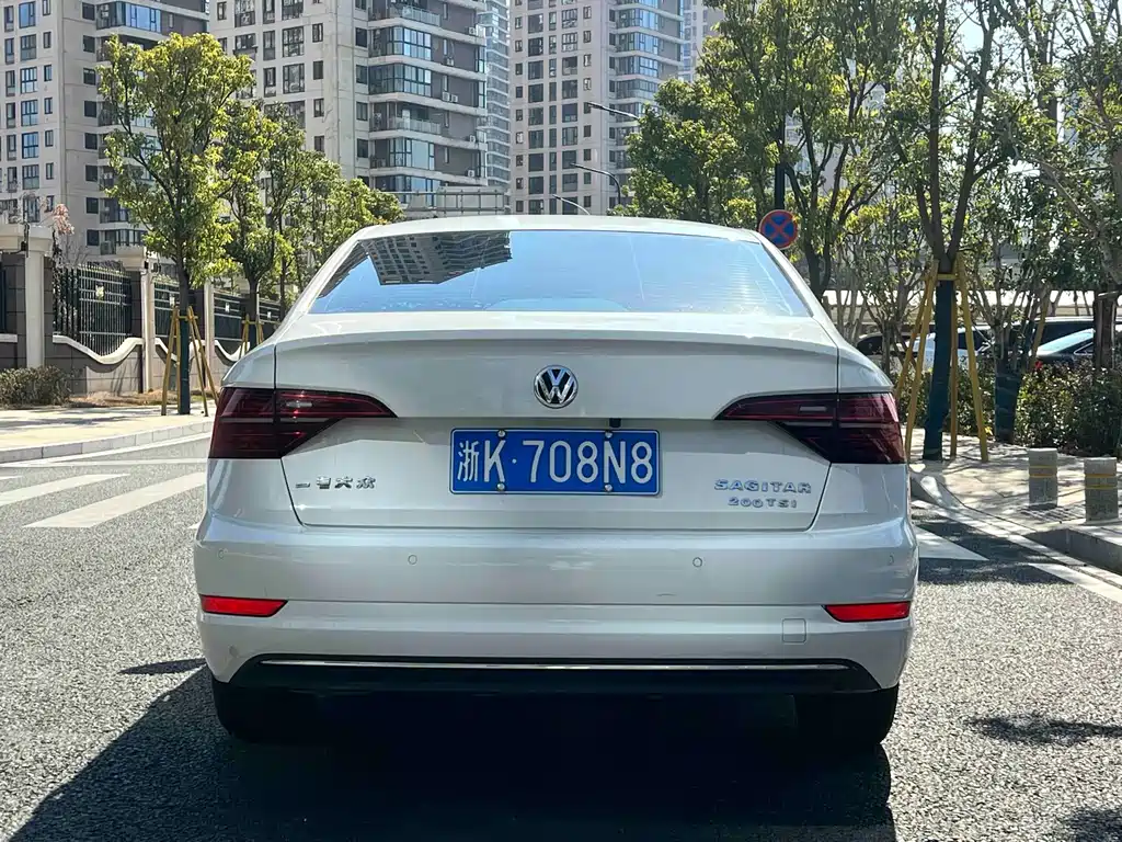 Volkswagen Sagitar — миниатюра 6
