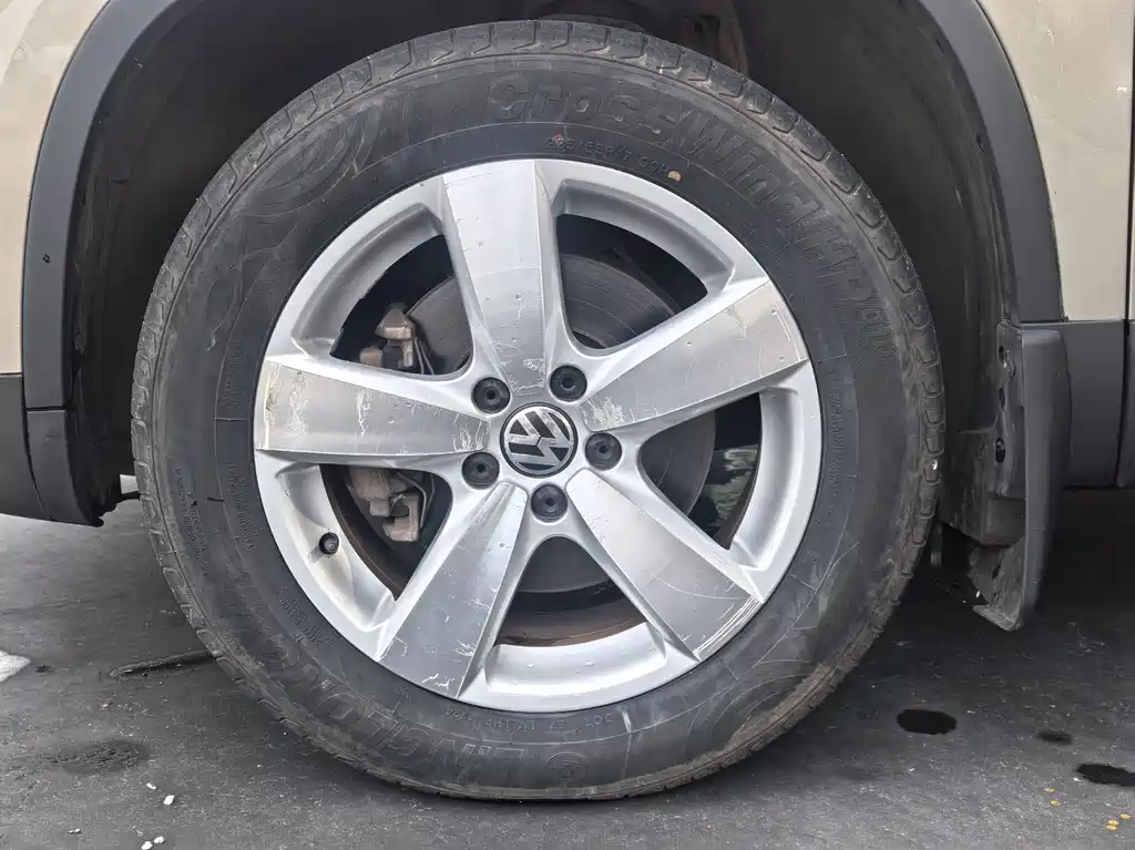 Volkswagen Tiguan — миниатюра 17