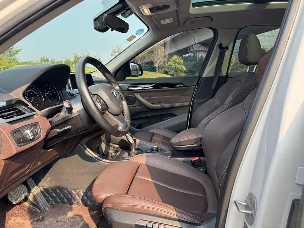 BMW X1 — миниатюра 8