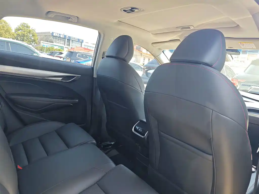 Geely Binrui — миниатюра 8