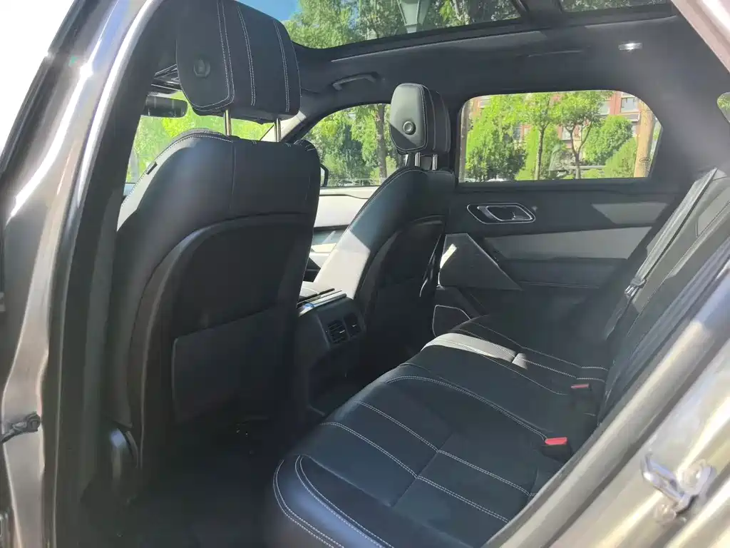 Land Rover Velar — миниатюра 6